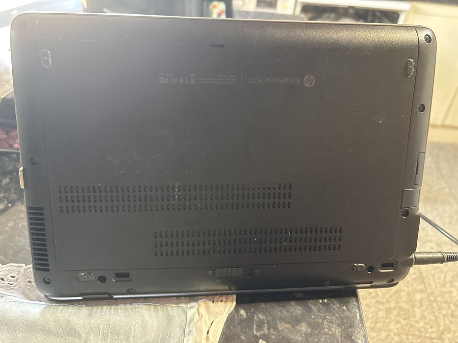 Vendo portátil HP Elitebook 820 G2