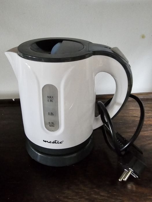 Czajnik elektryczny  2 sztuki mestro i tefal