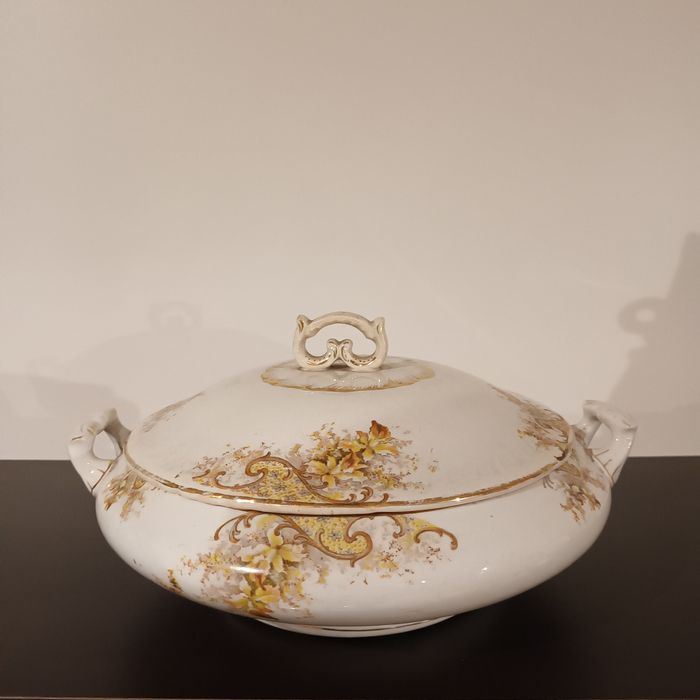 Peça muito rara fábrica SACAVÉM ver marca