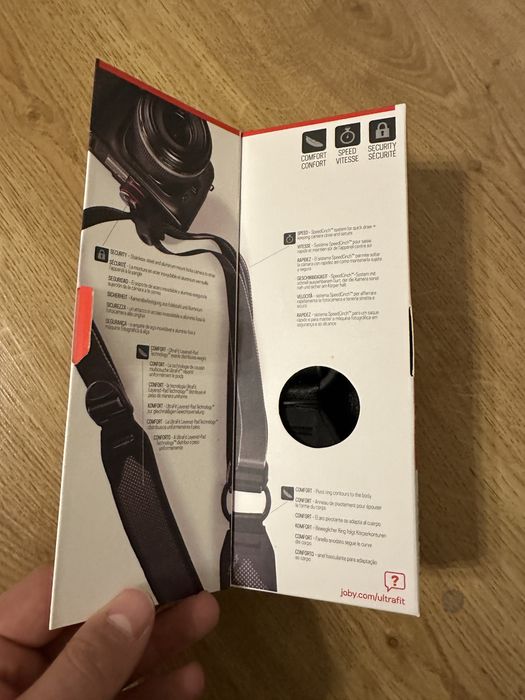 Ремінь для фотоапарату + очистка лінз