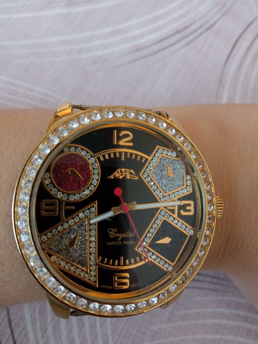 Годинник наручний