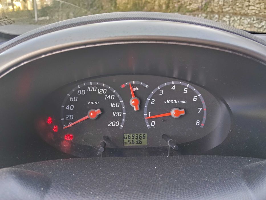 Nissan Micra 1.2 16V — photo 5