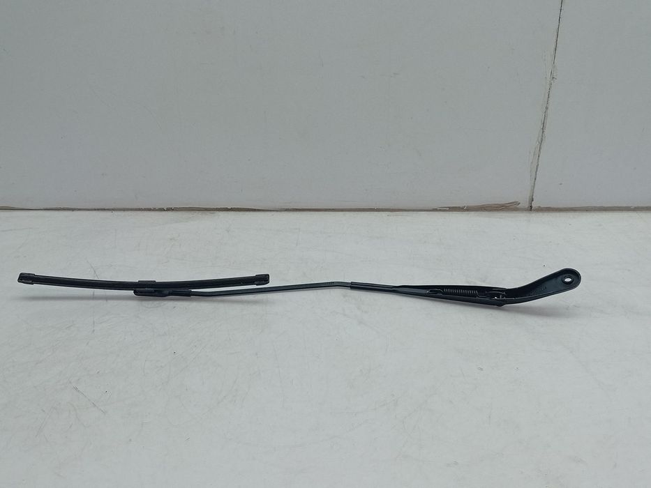 Haste / braço de escova limpa vidros frente direita DACIA Sandero III