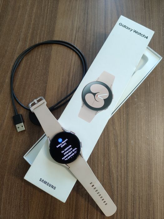 Smartwatch Zegarek Samsung Galaxy Watch 4 40mm pink różowy SM-R860