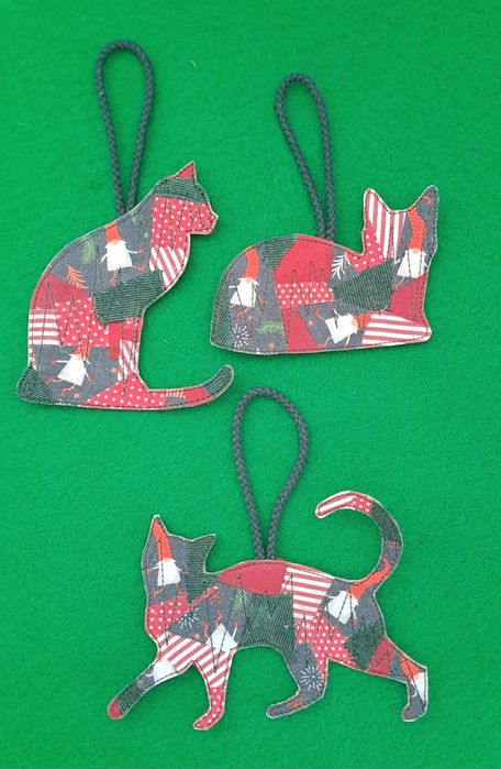 3 decorações de Natal, motivo gatos