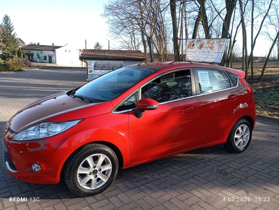 Ford Fiesta 2010 1.25 82KM Śliczna 5-drzwiowy Hatchback Alu 15