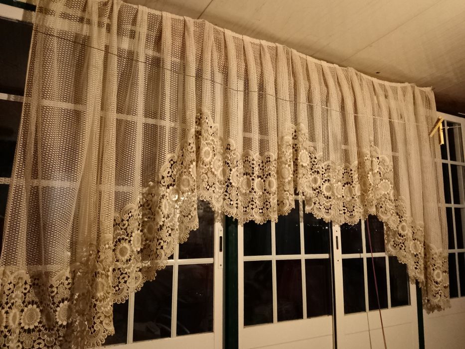 Cortinas Antigas em Renda