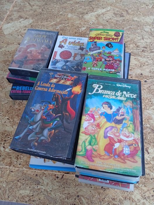Cassetes VHS infantis