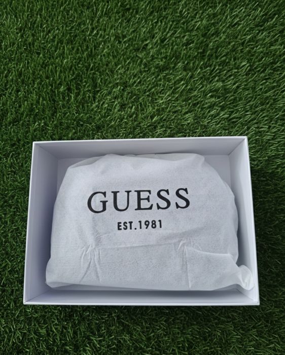 Mala Tiracolo Guess