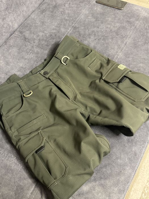 Військові штани олива