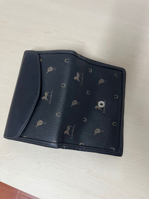 Vendo carteira de senhora cavalinho