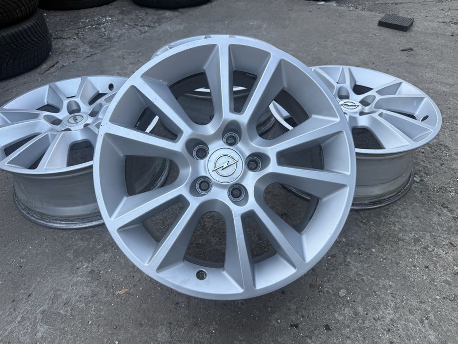 Felgi aluminiowe opel 17” 5x110 corsa astra vectra combo zafira 65.1mm
