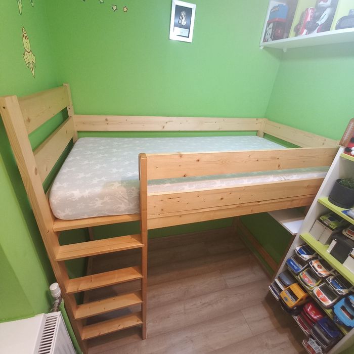 Solidne drewniane łóżko piętrowe + materac. Stan Idealny.