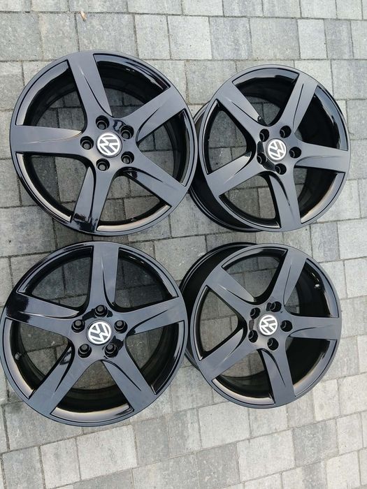 Felgi aluminiowe R17 5x112 Seat Audi Skoda VW 7J ET54 jak nowe