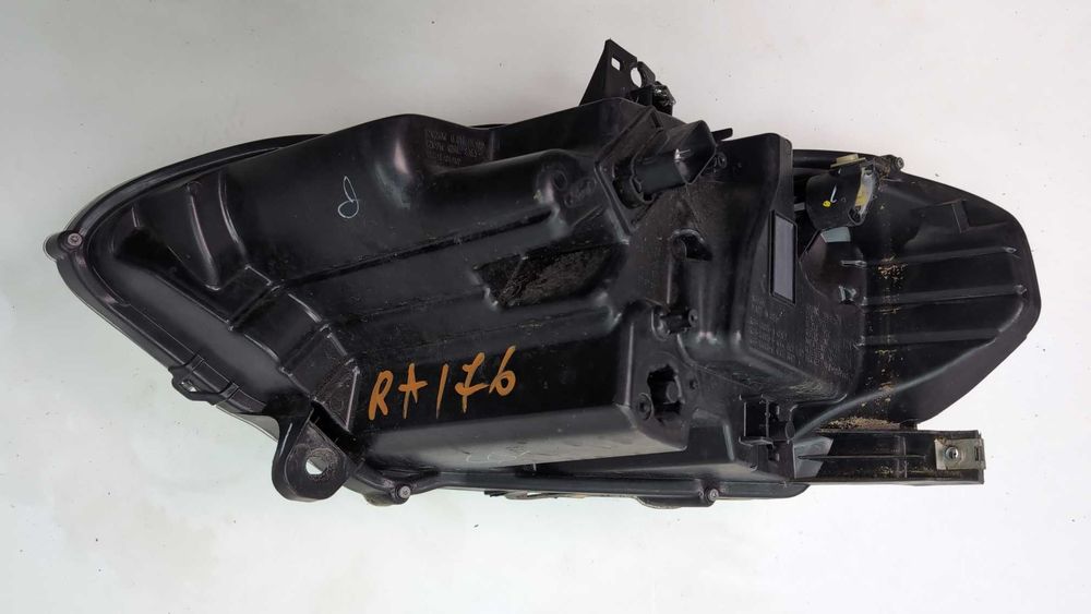 Фара права з Ford Mustang 2018 (S550 restyle) Ecoboost Кабріолет