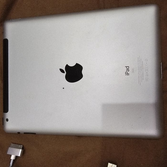 iPad  2  планшет 64