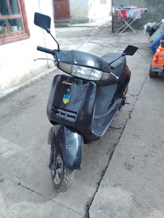 Мопед Honda lead af20