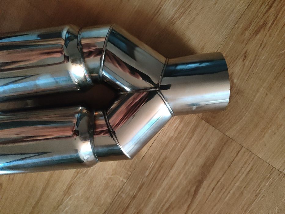 Końcówka wydechu nierdzewna 63mm