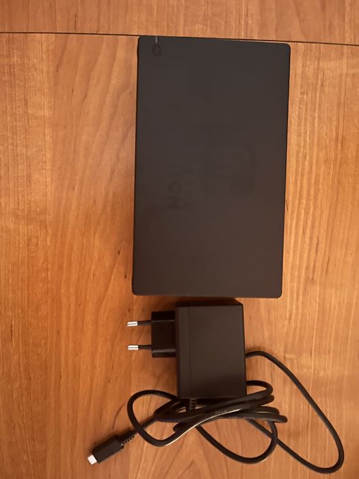 Dock nintendo switch z ladowarką