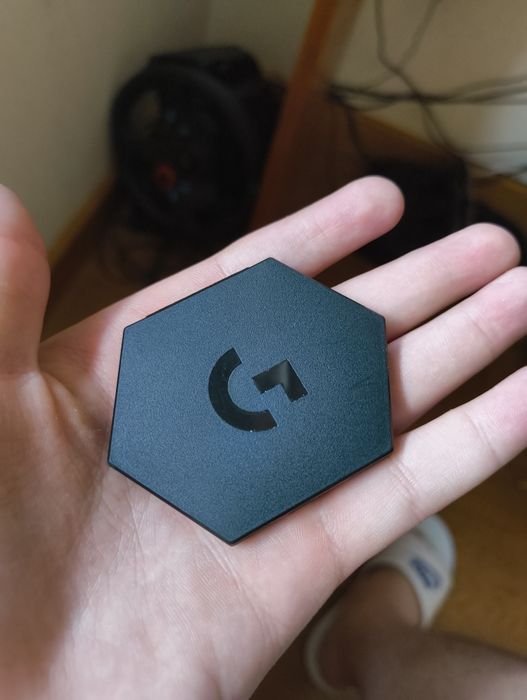 Logitech G502 Hero na caixa