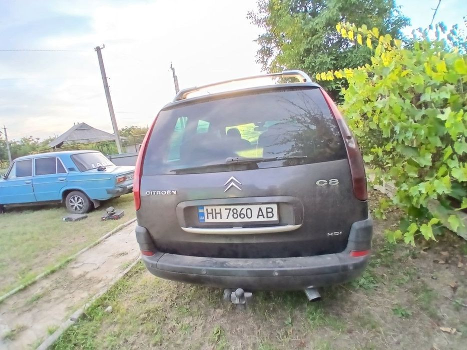 Продам Citroen c8
