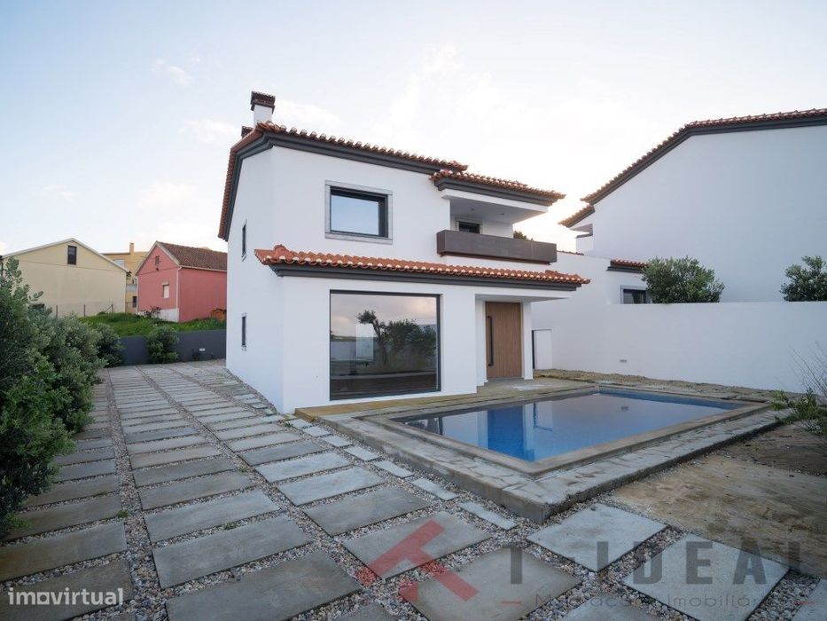 Moradia Nova com Piscina