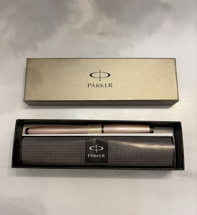 Оригінальна ручка Parker Urban Premium Metalic Pink
