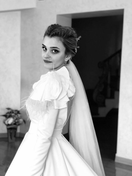 Весільна сукня  жіноча