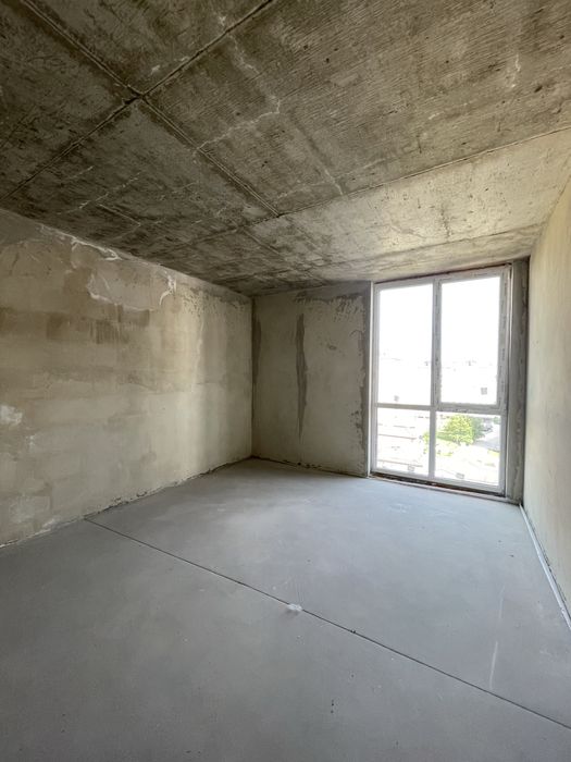 Цікава 1 кім квартира на комфортному 4 поверсі!