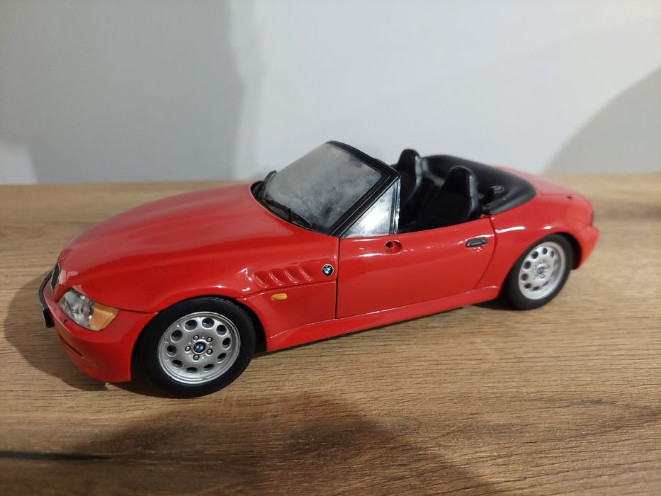 Model 1:18 Bmw Z3 UT Models Złom