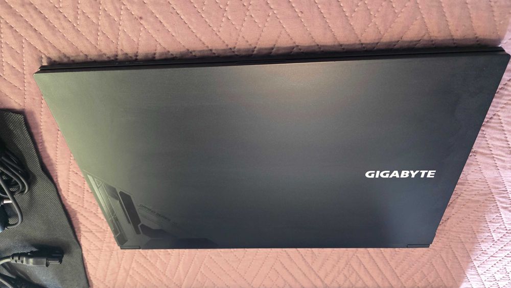 Gigabyte G5 ME i5-12500H 32GB RTX4030Ti 1,5TB