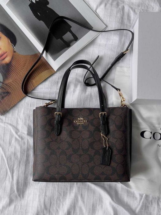 Шкіряна сумка Coach mollie tote 25см