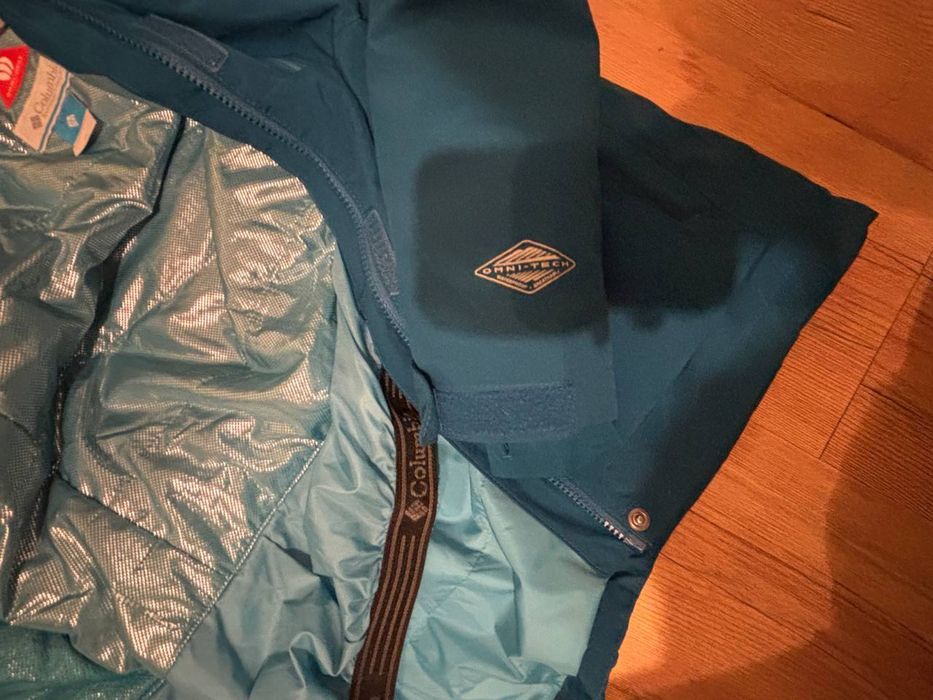 Куртовка пуховик вітровка columbia 9/10