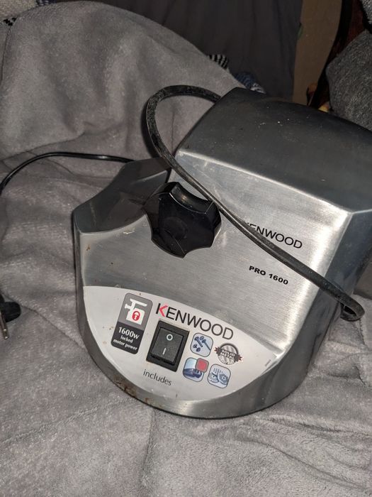 Kenwood Pro 1600 MG 516