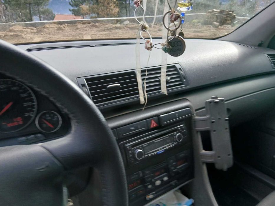 Vendo Audi A4 1.9 TDI