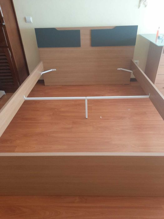 Cama casal 190x140 como nova Aveiro