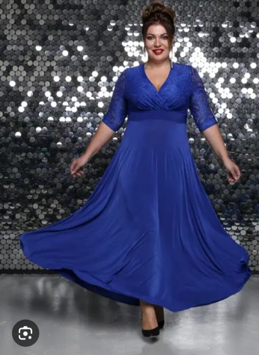 Наряднамвечірня сукня великого розміру