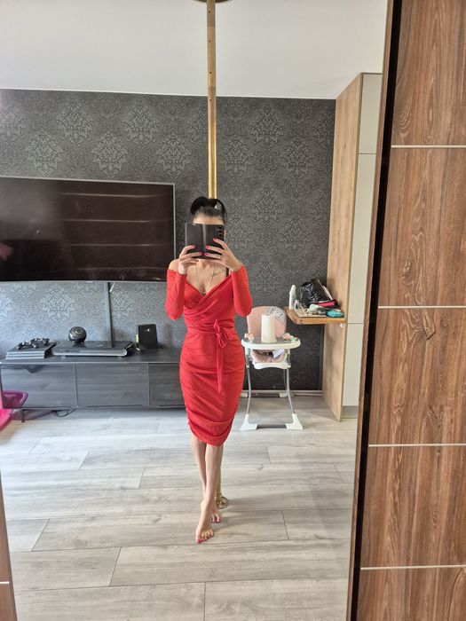 Czerwona sukienka