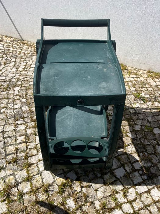 Carrinho bebidas jardim