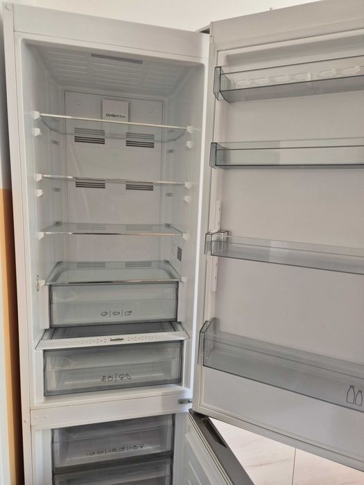 lodówka zamrażarka Sharp duża, wysoka 2 m