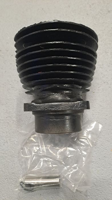 BMW R35 cylinder z tłokiem po szlifie