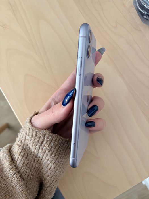 iPhone 11 64GB BOM ESTADO