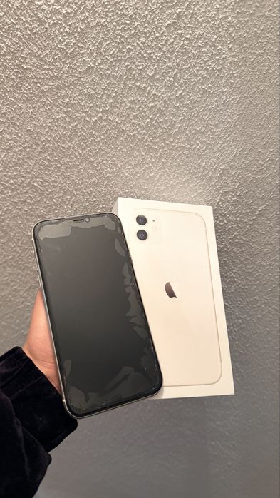 Iphone 11  Branco 64GB