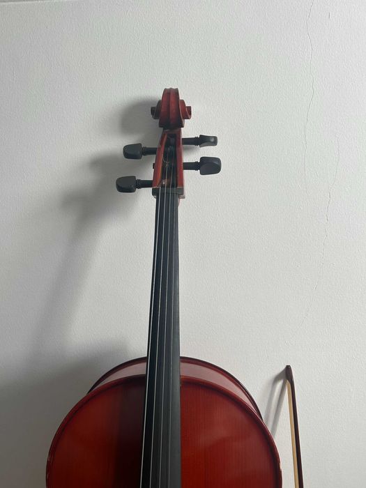 VIOLONCELO 1/2 usado em ótimo estado com acessórios