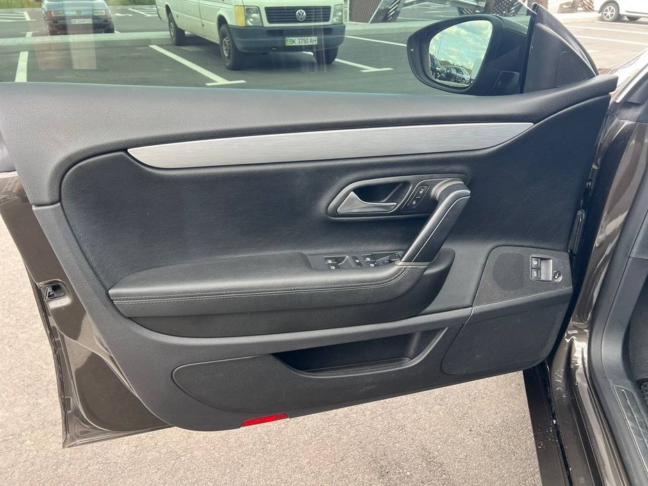 Volkswagen Passat CC / Passat