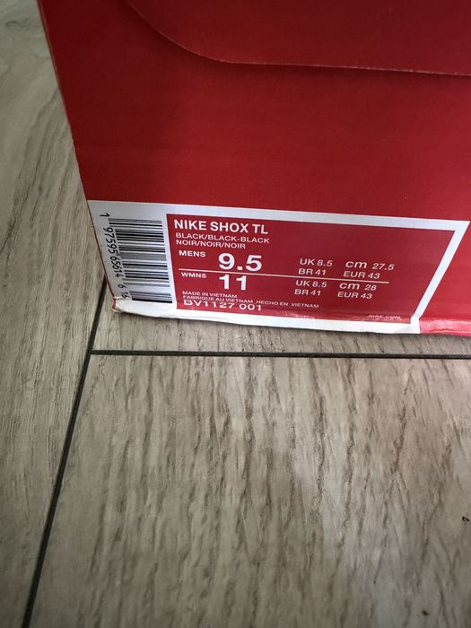 Buty Nike Shox 43