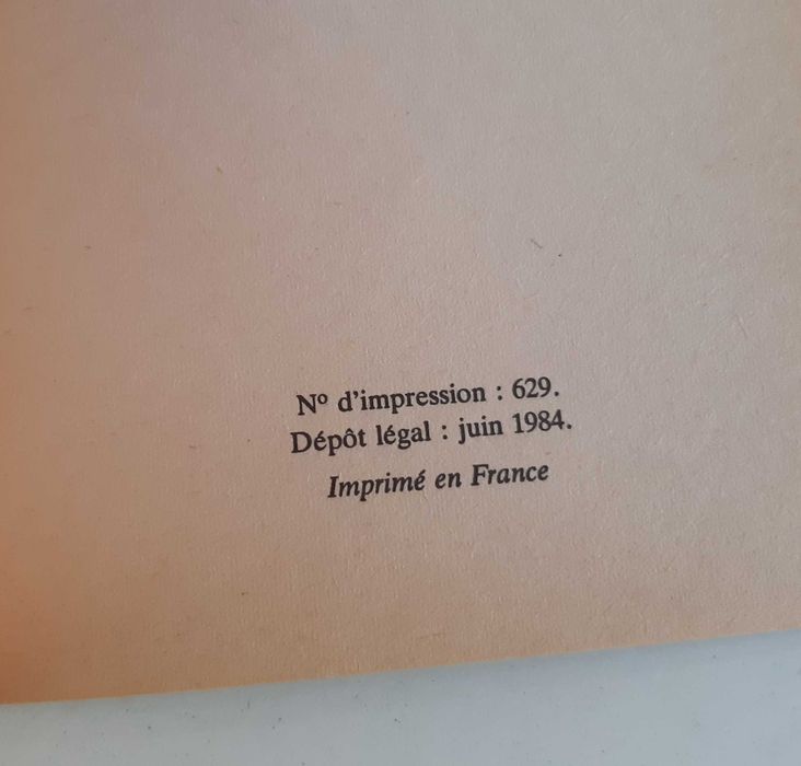 Livro de Bolso em Francês Messieurs Les Hommes de San-Antonio