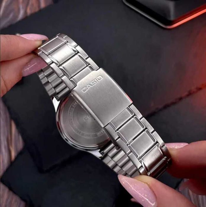 Годинник Casio MTP-V300 Чоловічий наручний годинник Casio, Оригінал, Гарантія 24 міс.