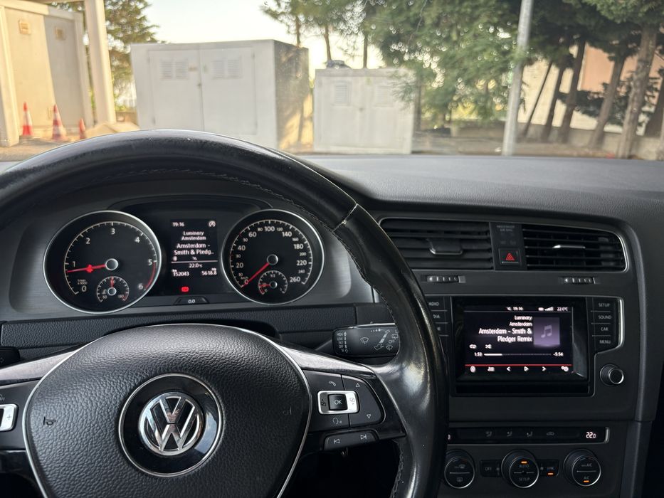 Volkswagen Golf 7 1.6 TDI – Full Extras – Nacional – Excelente Estado foto 2