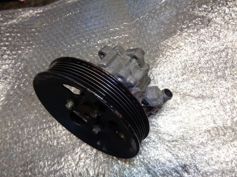 pompa wspomagania omega 2.6 v6 3.2 v6 2.5 v6 3.0 v6 lift